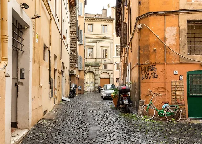 Rome Right In The Ancient Historical Center Two Bedrooms Two Bath, Up To 6 Pax