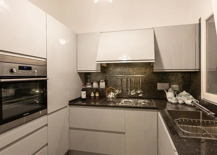 Gregoriana Luxury Rental In Rome