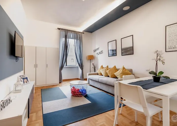 Athena\'S Apartment
