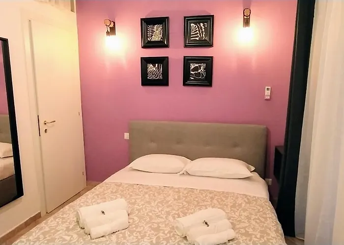 Urbana Central Home