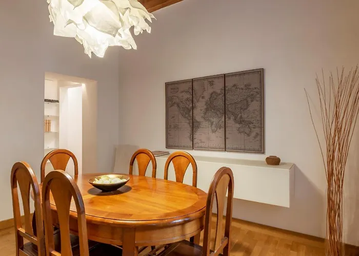 Pantheon Luxury Apartment