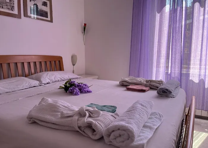 Peaceful Family Apartment, Near Metro