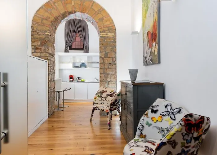 [Colosseo] Loft con Jacuzzi