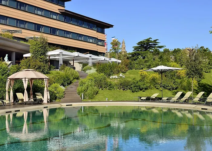 A.Roma Lifestyle Hotel