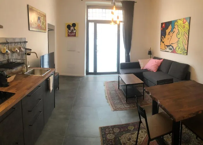 Home In Trast II