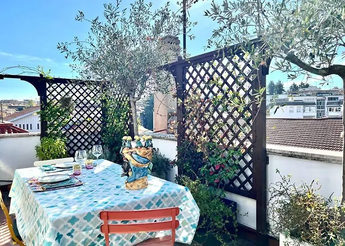 Lovely Mid-Century Apartment With Stunning Terrace