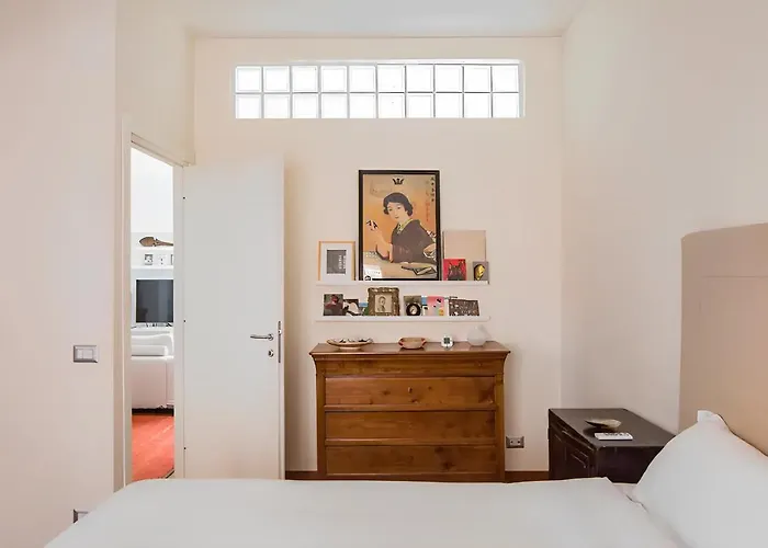 Gianicolo Elegant Art Oasis