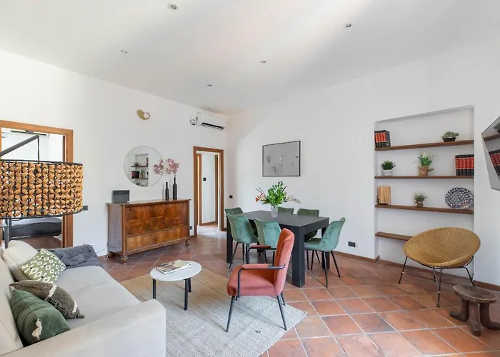 Iflat Pantheon\'S Roomy And Friendly Apartment