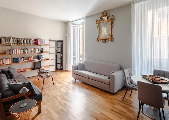 Fontanella Borghese Elegant & Beautiful Apartment