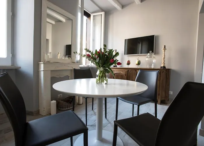 Trevi Luxury Maison