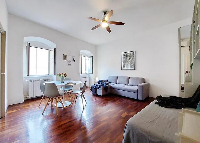 Cozy Navona Flat