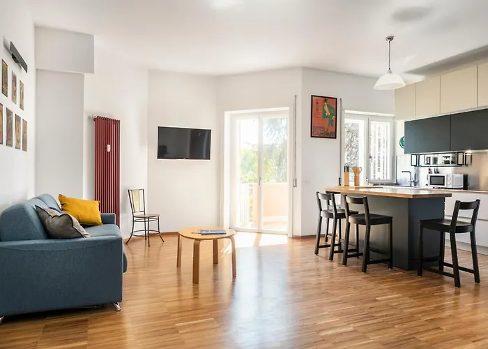 Cozy Flat 2 Bedrooms 2 Bathrooms With Balcony