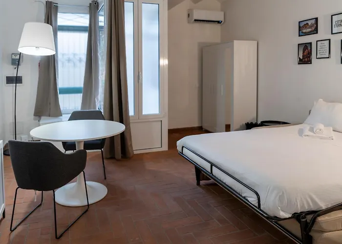 Studio Flat - Lungara 44A