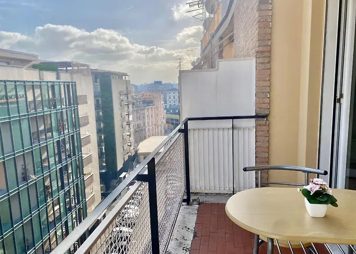 Home In Trastevere With Garage