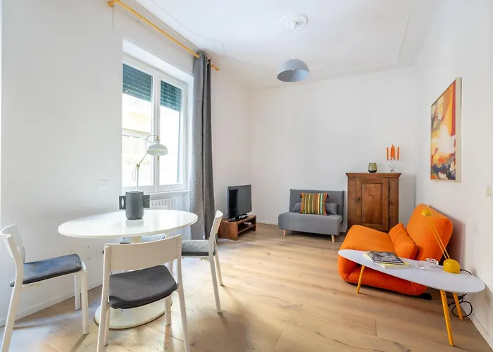 Urban Chic 2 Bedroom Vatican Escape