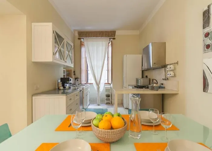 Borgo Pio - Quite And Spacious Apt