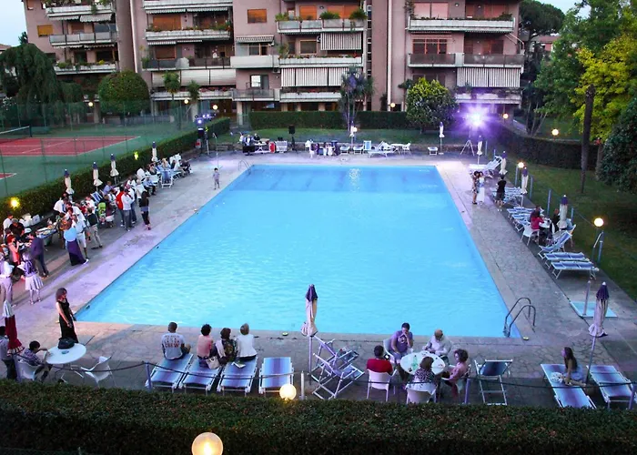 Stunning Apartment In Roma With Wifi