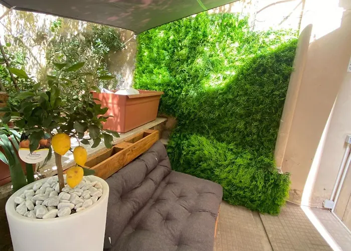 The Green House