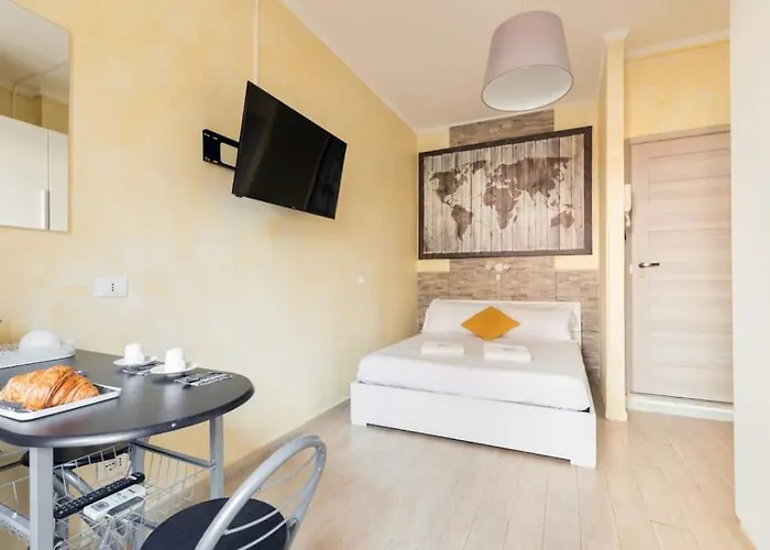 Private Suite In A Guest House With Private Bathroom N3
