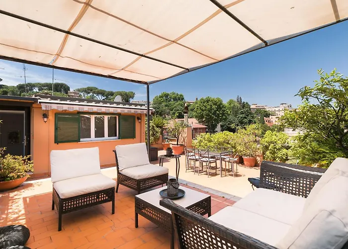 Trastevere Charming Penthouse