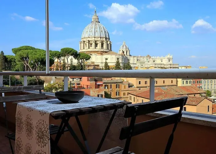 Saint Peter\'S Bright Apartment | Romeloft