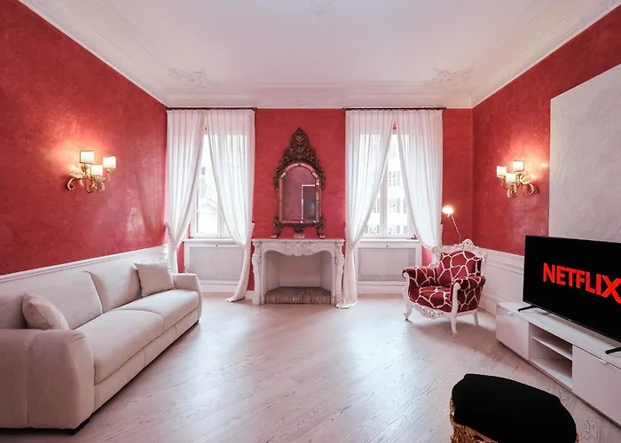 Luxury In Piazza Di Spagna