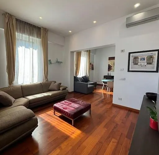 Cornelia Suite