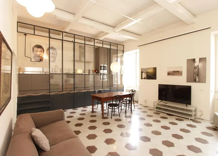 Gracchi Flat