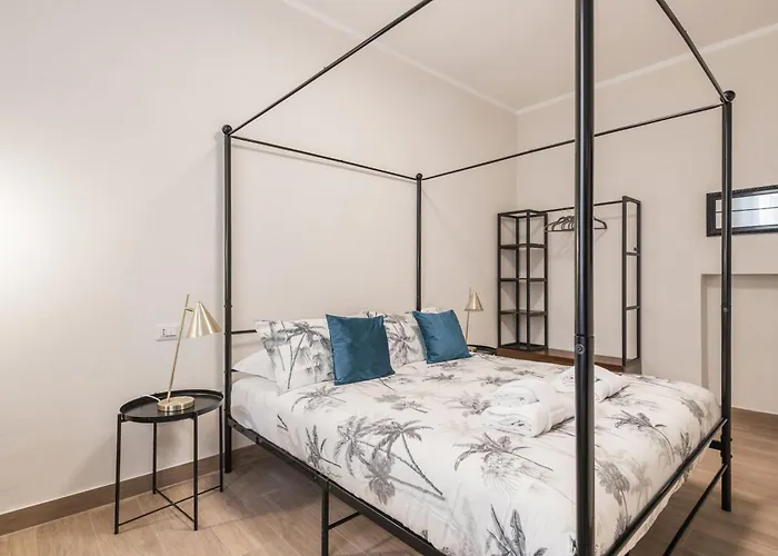 C1 Top Class Apartments, 2 Camere Delux, Max 6 Persone Distante 15 Minuti A Piedi Da Fontana Di Trevi