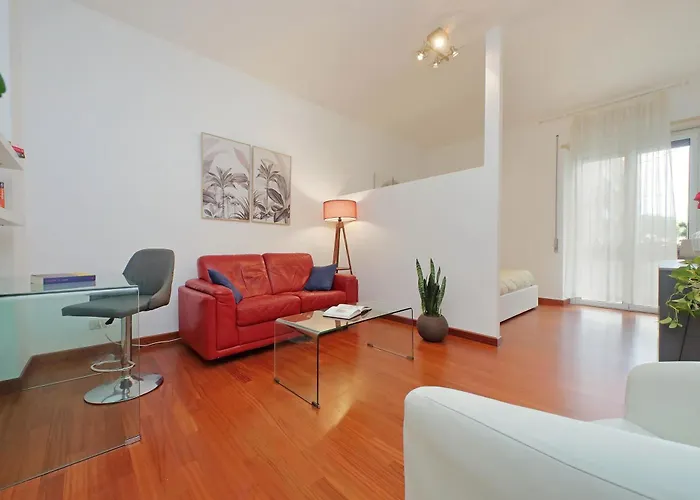Modern Cozy Flat Trendy Area