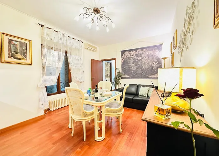 Via Veneto Lulus Home