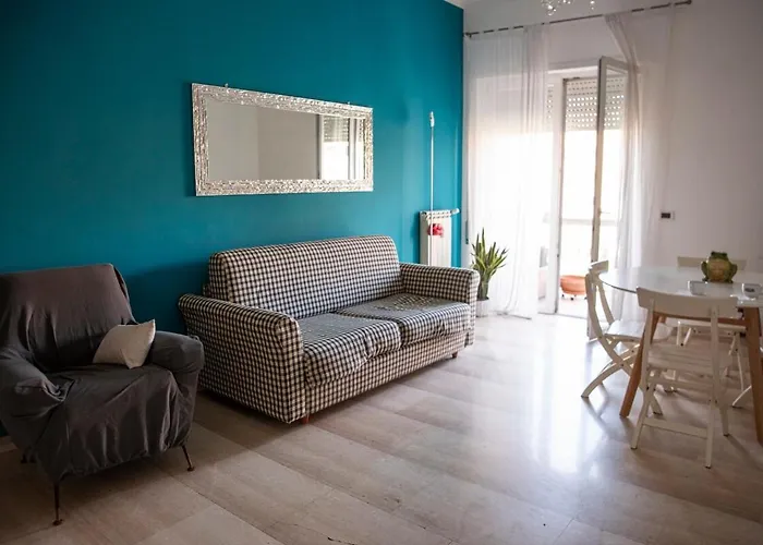 Clivia Apartment In The Heart Of Garbatella