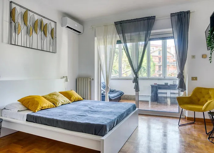 Vatican Deluxe Apartment