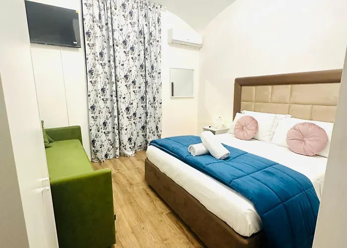 Western Termini Guest House