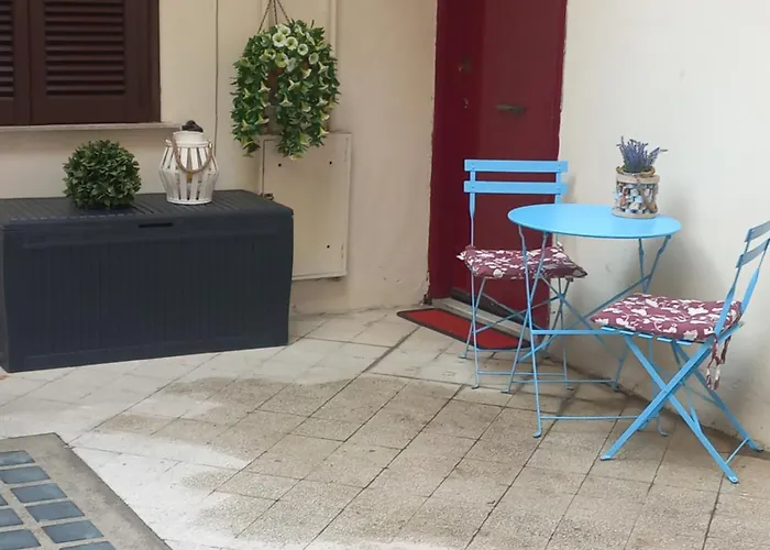 Monolocale Con Terrazzino