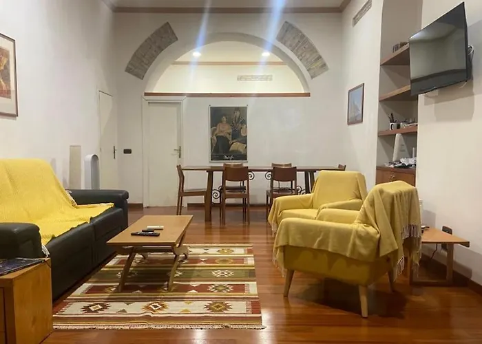 Loft Accogliente - Piazza San Giovanni