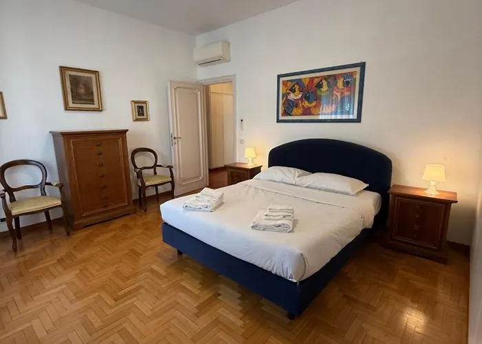 Dama St Peter Rooms