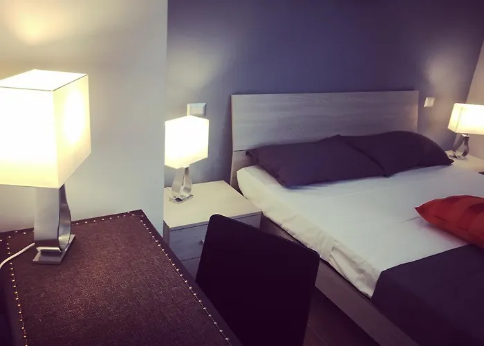 Caracalla Room Rental