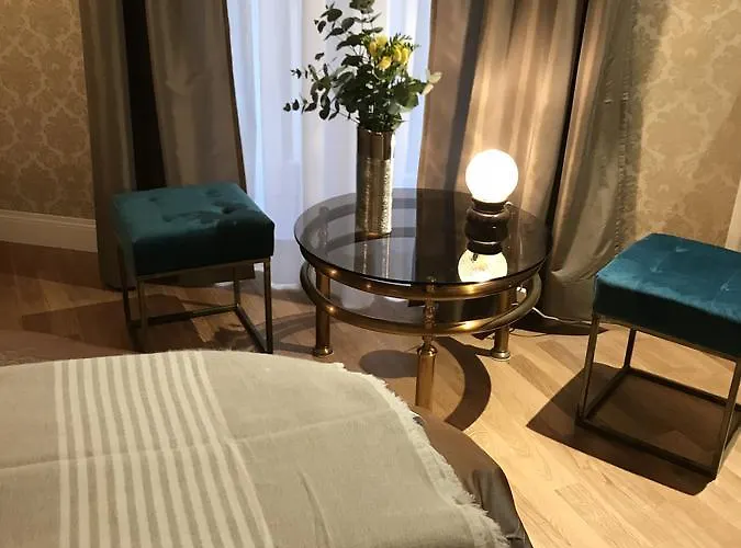 Mia Al Pantheon Luxury Suites