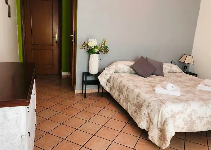 Parisa Suite