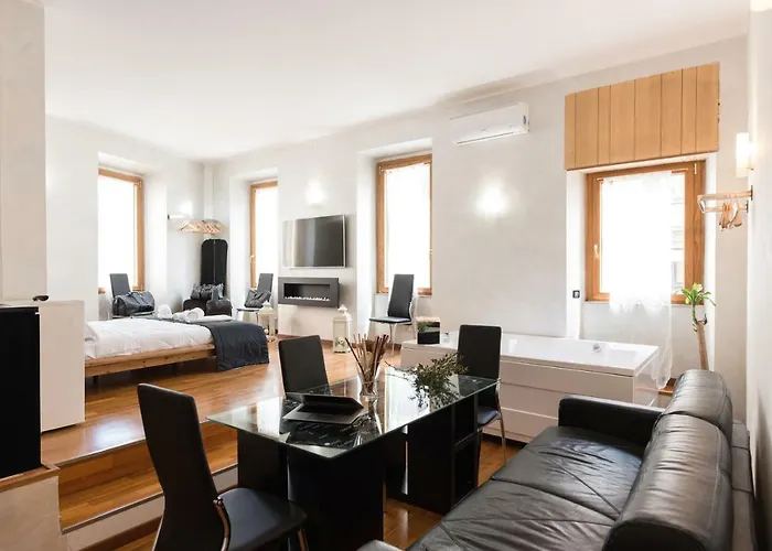 Rhome Suite