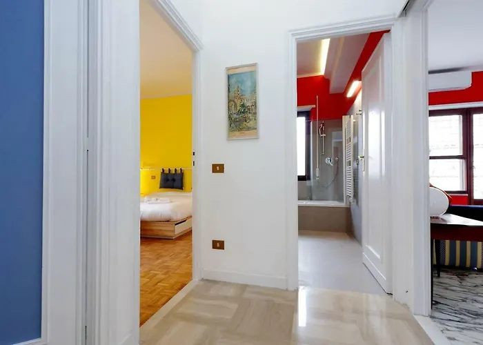 Rainbow Eur Apartment