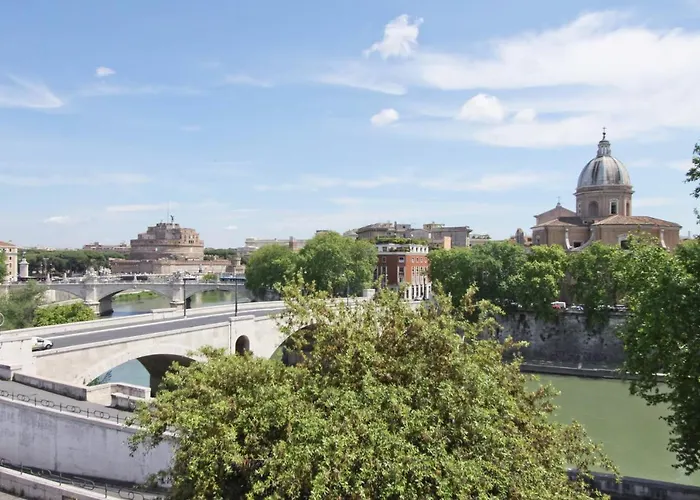 Bigfamilyflats - Vatican City