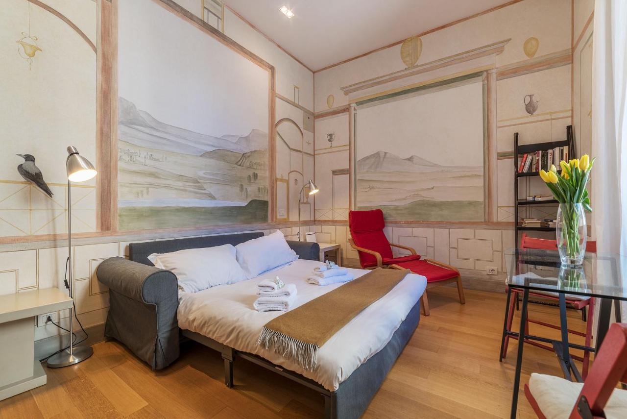 Domus Claudiae - Fromhometorome Apartment *