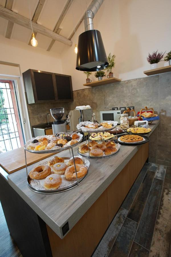 Rosso Cortese Guest house 2*
