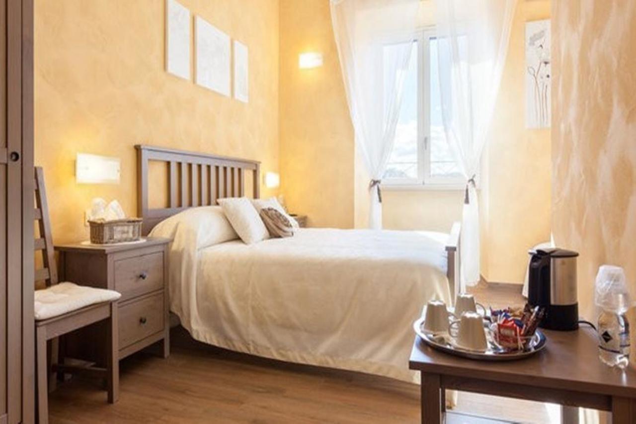 Domus Solis San Pietro Guest house *