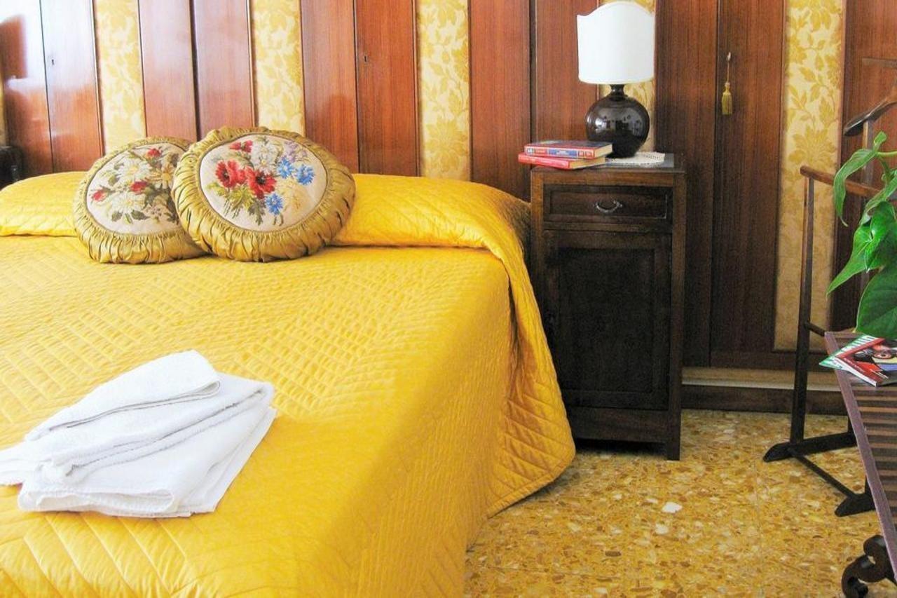 Guest house Romulus Rex
