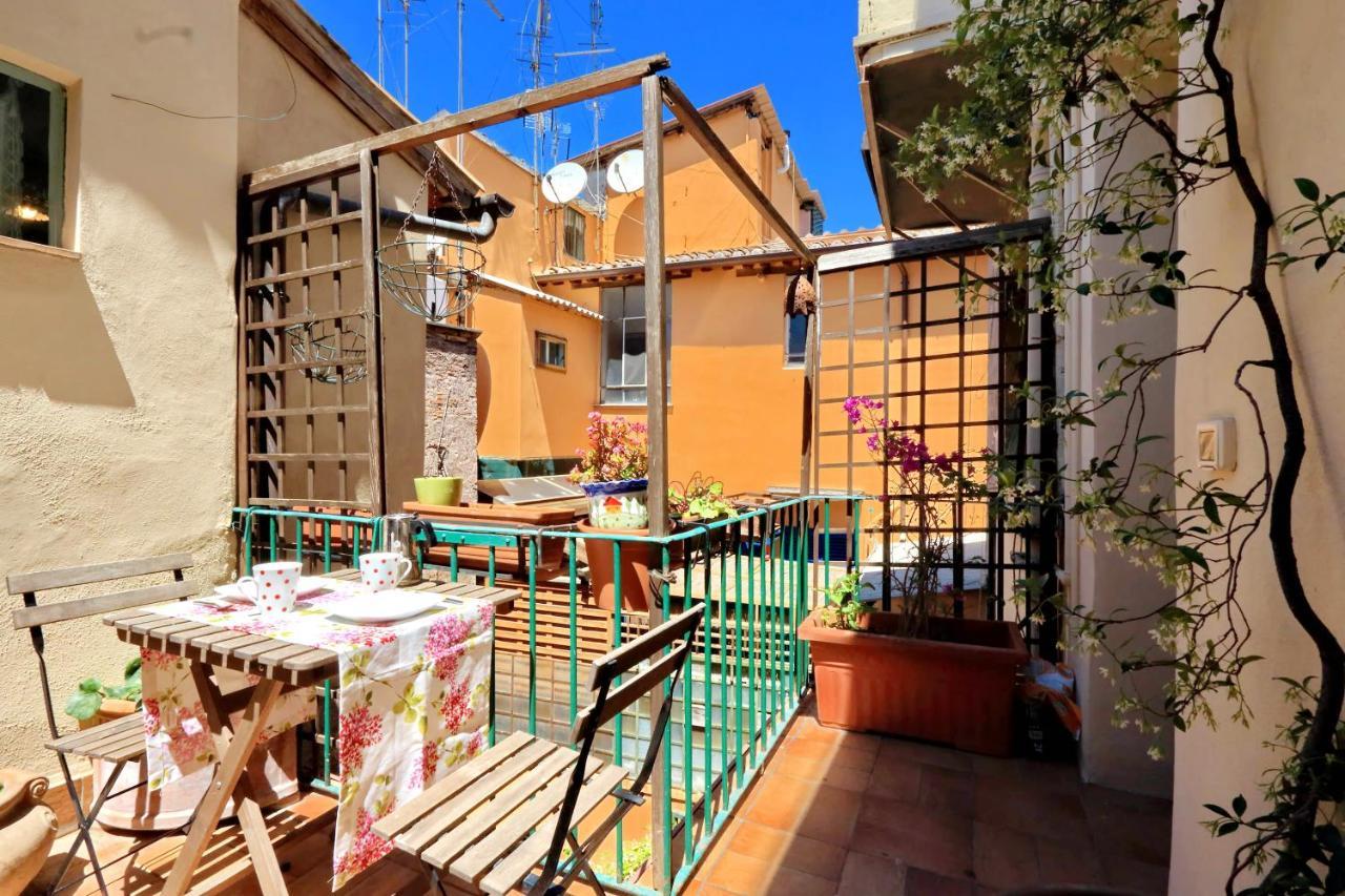 Lungaretta 97 * Rome