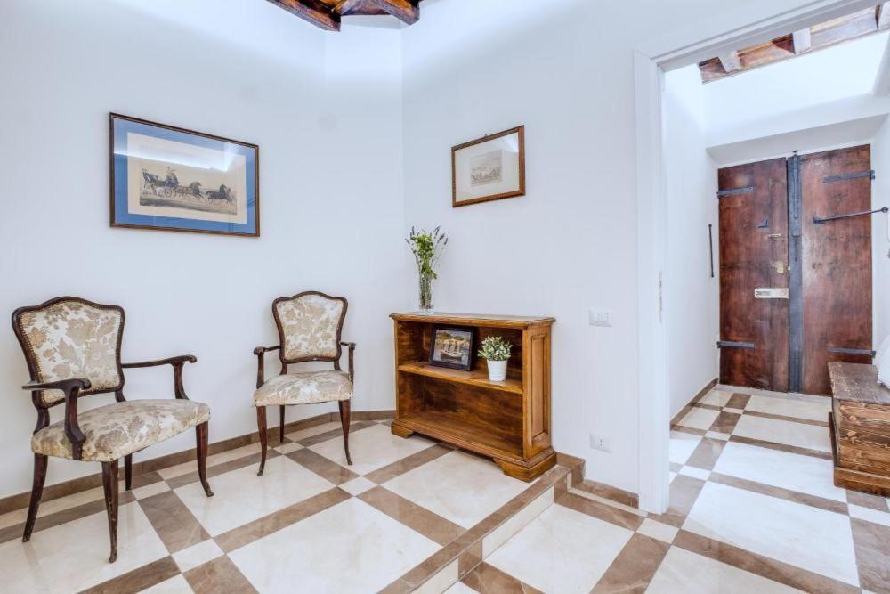 Iflat Trevi's Sweet Paradise Apartment