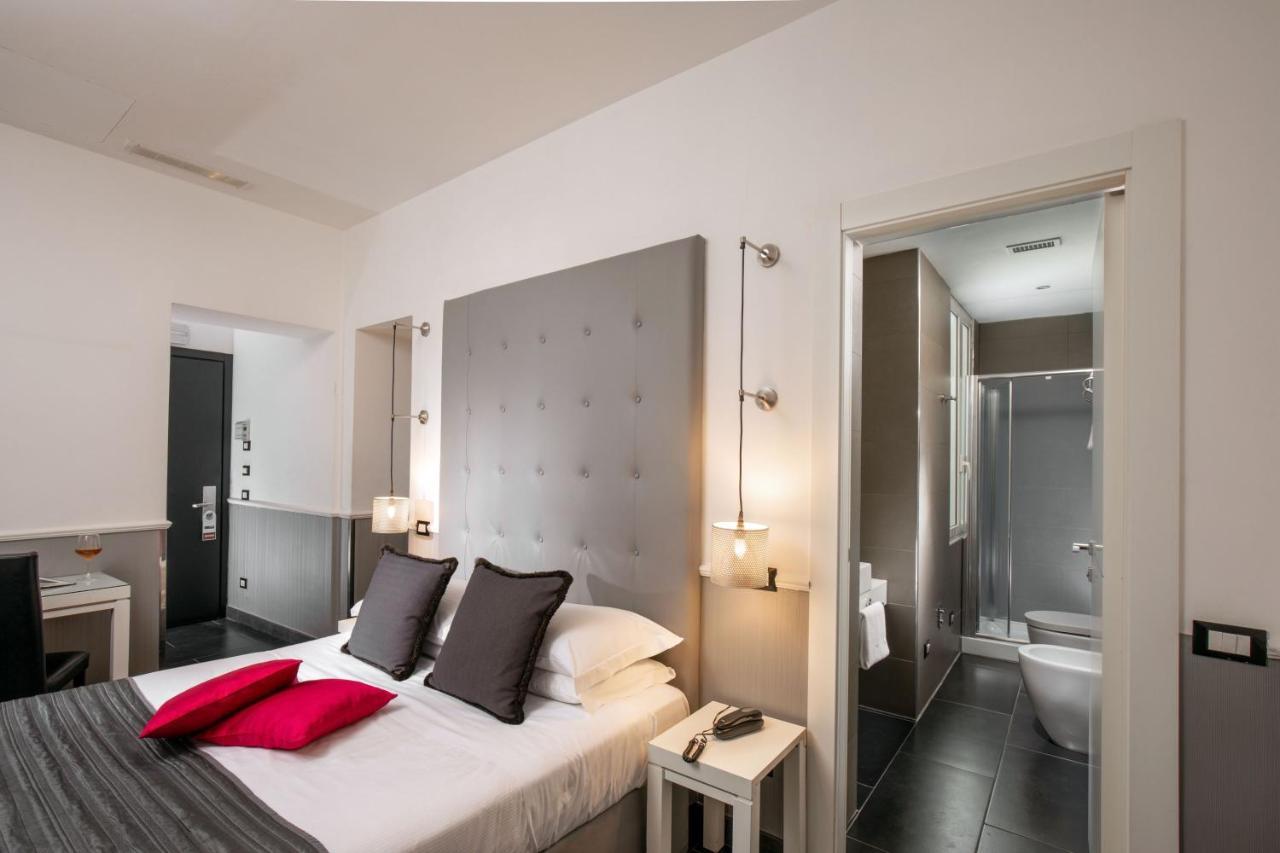 Via Del Corso Guest house 3*